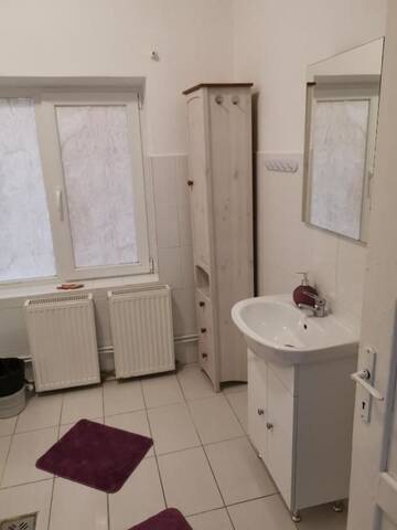 Фото номера Апартаменты с 3 спальнями Гостевой дом Casa Aurora г. Кэлимэнешти 39