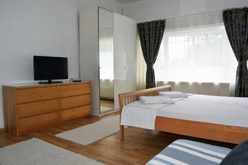 Фото номера Апартаменты с 2 спальнями Гостевой дом Casa Aurora г. Кэлимэнешти 12