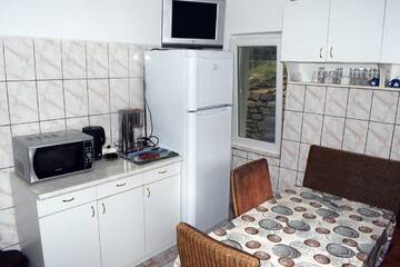 Фото номера Апартаменты с 3 спальнями Гостевой дом Casa Aurora г. Кэлимэнешти 23