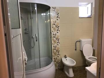 Фото номера Апартаменты Делюкс Виллы Steluța г. Кэлимэнешти 4