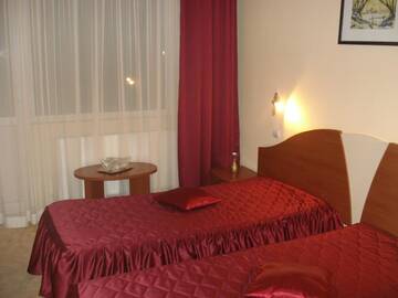 Фотографии Отель Hotel Orizont г. Кэлимэнешти (Румыния) №3 Фото Отель Hotel Orizont г. Кэлимэнешти 3