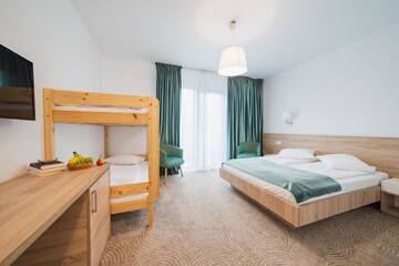 Фото номера Семейный номер Отель Hotel DADA Termal г. Кэлимэнешти 5