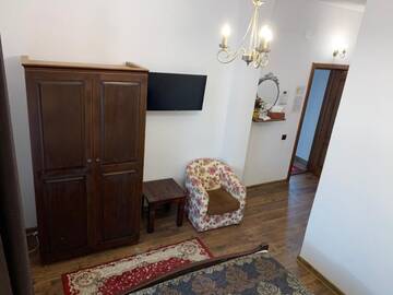 Фото номера Большой двухместный номер с 1 кроватью Гостевой дом Pensiunea Casa Rica г. Кэлимэнешти 9