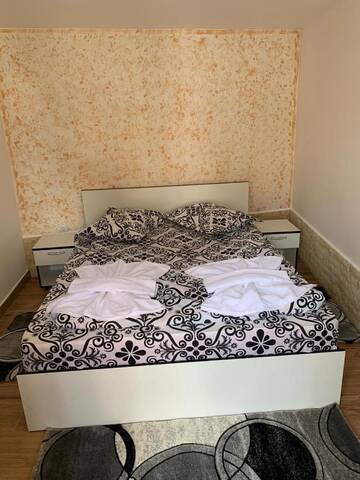 Фото номера Двухместный номер с 1 кроватью Гостевой дом Casa Giulia г. Кэлимэнешти 7