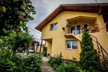Фото номера Дом с 3 спальнями Дома для отпуска Casa Ana г. Кэлимэнешти 14