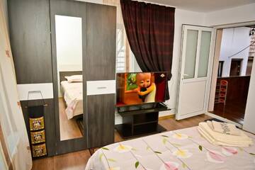 Фото номера Двухместный номер с 1 кроватью Гостевой дом CASA DODO г. Кэлимэнешти 11